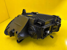 Laden Sie das Bild in den Galerie-Viewer, Frontscheinwerfer Mercedes-Benz W206 A2069068204 LED Rechts Headlight SCH3303296823tg