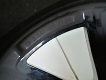 Laden Sie das Bild in den Galerie-Viewer, 1x Alufelge 17 Zoll 7.0" 5x112 51ET Glanz Schwarz A4474017700 Mercedes-Benz Vito FEL9663738636ot