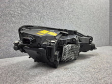 Laden Sie das Bild in den Galerie-Viewer, Frontscheinwerfer Audi A5 8W6941085 030112023500 LED Rechts oder Links SCH9194468122zu