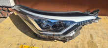 Load image into Gallery viewer, Frontscheinwerfer Toyota 81110-F4280 Rechts Scheinwerfer Headlight