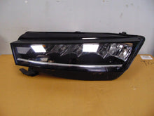 Laden Sie das Bild in den Galerie-Viewer, Frontscheinwerfer Skoda Octavia IV 5E4941015 LED Links Scheinwerfer Headlight SCH3471202084tx