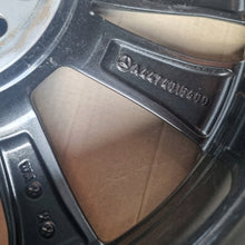 Load image into Gallery viewer, 1x Alufelge 19 Zoll 7.5" 5x112 49ET Silber A4474015400 Mercedes-Benz Vito W447 FEL2115727644mj