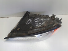 Laden Sie das Bild in den Galerie-Viewer, Frontscheinwerfer Volvo S80 II V70 III 31214347 Xenon Links Headlight