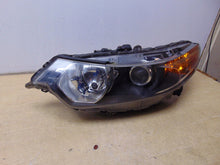 Laden Sie das Bild in den Galerie-Viewer, Frontscheinwerfer Honda Accord VIII W3T19371 Xenon Ein Stück (Rechts oder Links)
