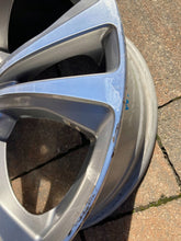 Laden Sie das Bild in den Galerie-Viewer, 1x Alufelge 18 Zoll 6856069 BMW X1 F48 Rim Wheel FEL2826937539bg