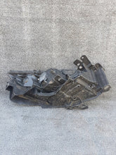 Laden Sie das Bild in den Galerie-Viewer, Frontscheinwerfer Renault Megane III Links Scheinwerfer Headlight SCH2541581989rh