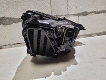 Laden Sie das Bild in den Galerie-Viewer, Frontscheinwerfer Audi Q3 83A941033 Full LED Links Scheinwerfer Headlight