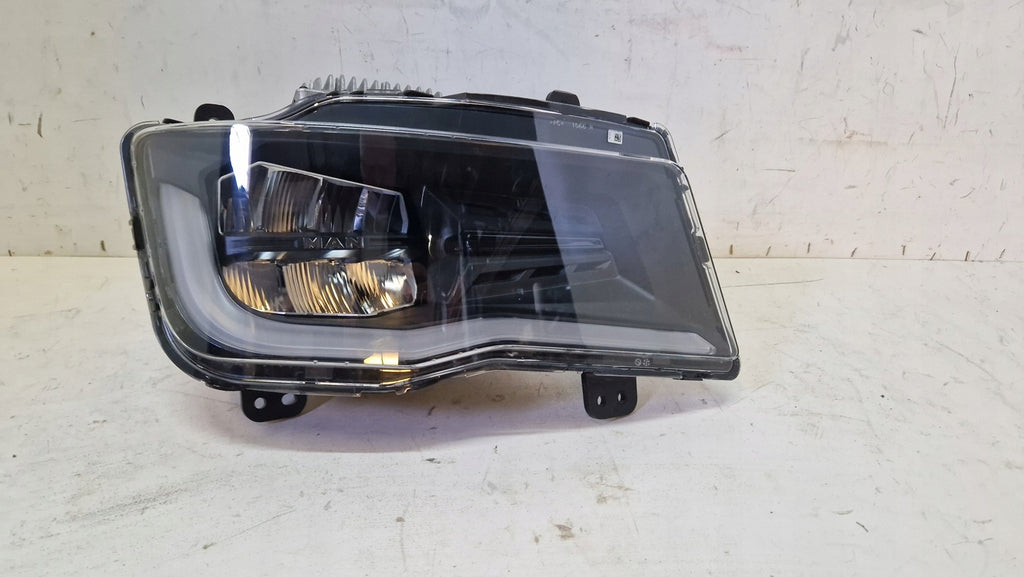 Frontscheinwerfer Man 81251016826 Full LED Rechts Scheinwerfer Headlight SCH6465054940vy