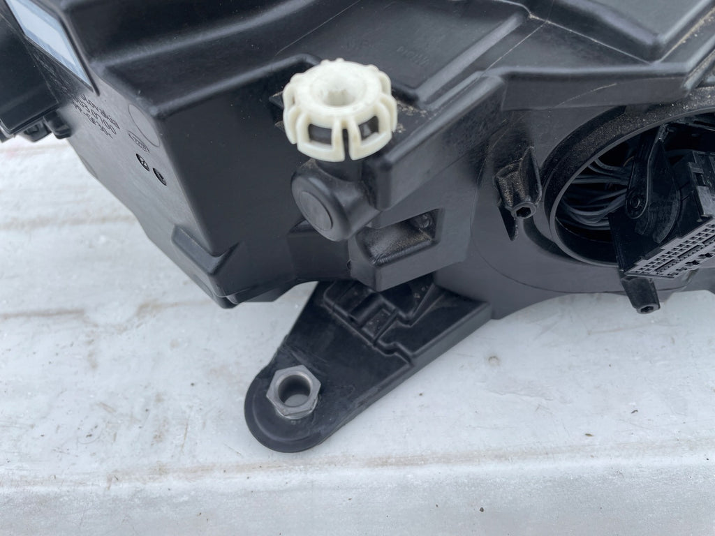 Frontscheinwerfer Skoda Superb III 3V1941015D LED Links Scheinwerfer Headlight