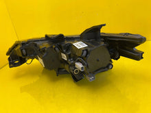 Laden Sie das Bild in den Galerie-Viewer, Frontscheinwerfer Mitsubishi Outlander III 8301D3-32 LED Rechts Headlight