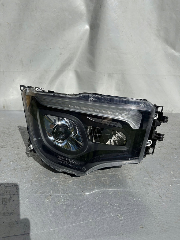 Frontscheinwerfer Mercedes-Benz 9618203159 Rechts Scheinwerfer Headlight SCH4708173954ij