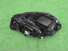 Laden Sie das Bild in den Galerie-Viewer, Frontscheinwerfer Mercedes-Benz W177 A1779064703 Links Scheinwerfer Headlight SCH2493388161ht