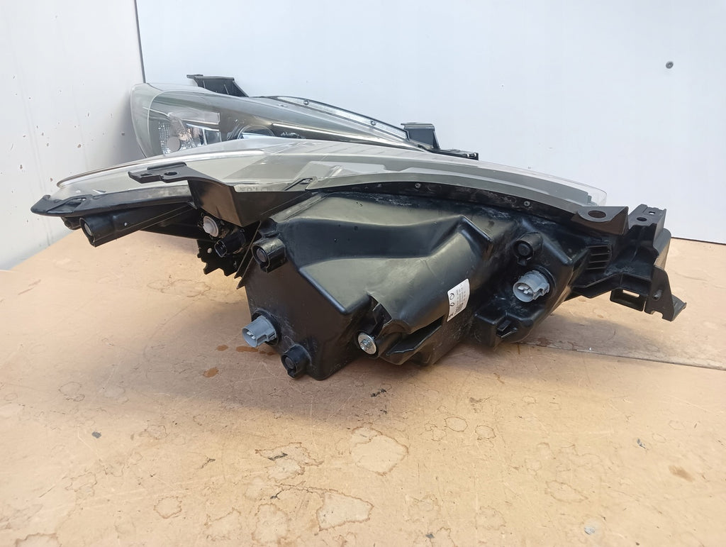 Frontscheinwerfer Mazda Cx5 KA1F-51040 LED Ein Stück (Rechts oder Links)