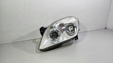 Laden Sie das Bild in den Galerie-Viewer, Frontscheinwerfer Opel Tigra II 12460875385 Links Scheinwerfer Headlight SCH2048540438po