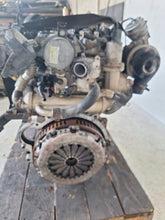 Laden Sie das Bild in den Galerie-Viewer, Motor Hyundai Kia D4FB 1.6 CRDI 115PS Diesel Engine Unkomplett