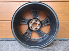 Load image into Gallery viewer, 1x Alufelge 17 Zoll 7.0" 5x108 52 5ET Glanz Graphit 31302877 Mg S40 I Rim Wheel FEL1693414734nd