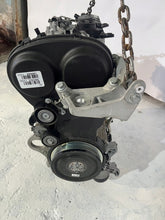 Load image into Gallery viewer, Motor Volvo Xc90 B4204T46 2.0 7TKm Hybrid Engine Unkomplett MOT4102939255kx