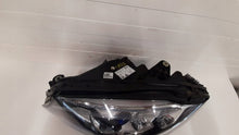 Laden Sie das Bild in den Galerie-Viewer, Frontscheinwerfer Mercedes-Benz W205 A2059061506 LED Links Headlight SCH8824587822ws