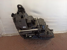 Laden Sie das Bild in den Galerie-Viewer, Frontscheinwerfer Mercedes-Benz W213 2139068903 Links Scheinwerfer Headlight SCH5230346257um