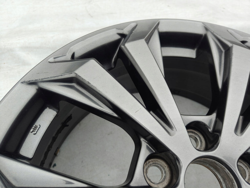 1x Alufelge 18 Zoll 7.0" 5x114.3 35ET Glanz Graphit 4261A-0R160 Toyota Rav V 4 FEL6137677764bh