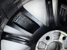 Laden Sie das Bild in den Galerie-Viewer, 1x Alufelge 17 Zoll 7.0&quot; 5x112 45ET 57A601025AA Skoda Rim Wheel