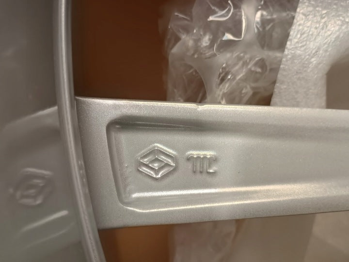 1x Alufelge 20 Zoll 6.5" 5x114.3 33ET 403006854R Renault Scenic Rim Wheel FEL5405734525vt