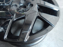 Laden Sie das Bild in den Galerie-Viewer, 1x Alufelge 17 Zoll 6.5" 4x108 32ET Glanz Schwarz 9835097480 Opel Mokka FEL5258541761ls