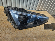 Laden Sie das Bild in den Galerie-Viewer, Frontscheinwerfer Skoda Scala 657941016A LED Rechts Scheinwerfer Headlight SCH2268352148ja
