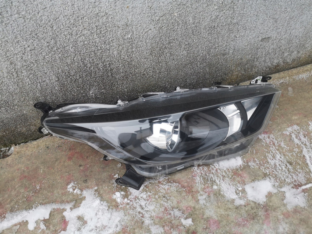 Frontscheinwerfer Toyota IV Yaris Rechts Scheinwerfer Headlight SCH2576063559ed