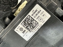 Load image into Gallery viewer, Frontscheinwerfer VW Multivan Transporter 7L1941035A Links Headlight SCH3718321403zh