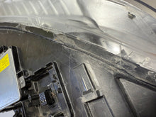 Load image into Gallery viewer, Frontscheinwerfer Volvo Xc70 31420013 Links Scheinwerfer Headlight