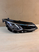 Laden Sie das Bild in den Galerie-Viewer, Frontscheinwerfer VW Golf VIII 5H1941006C LED Rechts Scheinwerfer Headlight SCH4523211260fr