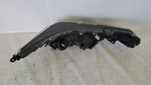 Laden Sie das Bild in den Galerie-Viewer, Frontscheinwerfer Toyota Corolla 8115002S60 LED Links Scheinwerfer Headlight