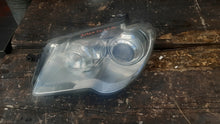 Load image into Gallery viewer, Frontscheinwerfer VW Touran 1T0941751A Links Scheinwerfer Headlight