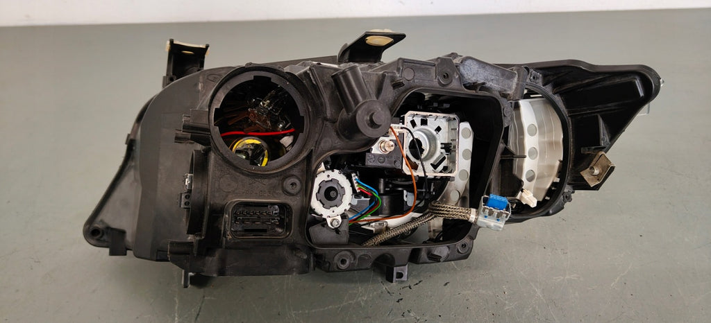 Frontscheinwerfer BMW 3 E91 E90 7202584 7202584KOD 85122000 Xenon Rechts SCH8721007115ha