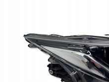 Laden Sie das Bild in den Galerie-Viewer, Frontscheinwerfer Toyota Corolla 81110-02T51 LED Rechts Scheinwerfer Headlight SCH8631455948ka