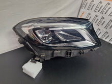 Laden Sie das Bild in den Galerie-Viewer, Frontscheinwerfer Mercedes-Benz Gla A1569067000 Rechts Scheinwerfer Headlight SCH6520322489qr