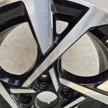 Load image into Gallery viewer, 1x Alufelge 18 Zoll 7.5" 5x114.3 52910-J9800 Hyundai Kona Rim Wheel FEL5875518667wz