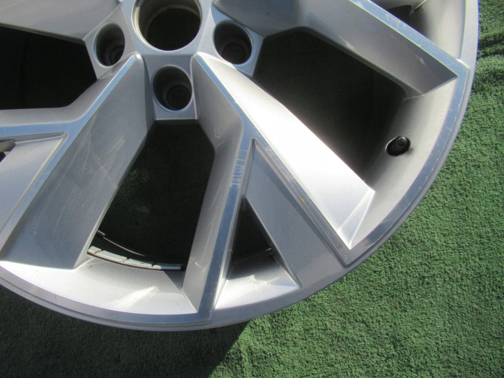 1x Alufelge 19 Zoll 7.0" 5x112 43ET Glanz Silber 565601025 Skoda Kodiaq FEL3878113991ex