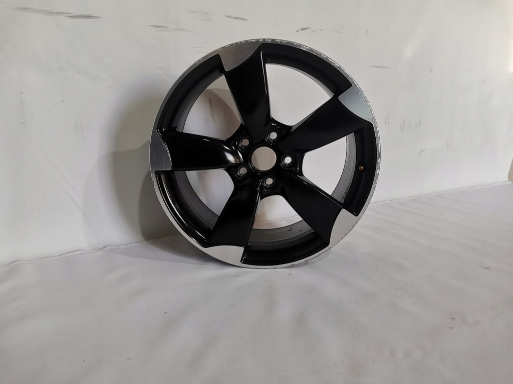 1x Alufelge 18 Zoll 8.0" 5x112 46ET 8V0601025AN Audi A3 Rim Wheel