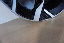 Laden Sie das Bild in den Galerie-Viewer, 1x Alufelge 18 Zoll 7.5" 5x112 5A72875 BMW 1 Mini Rim Wheel FEL8691726651pm