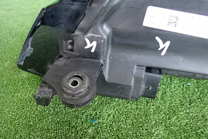 Frontscheinwerfer Skoda Superb III 3V1941016D Rechts Scheinwerfer Headlight SCH8878529274sh