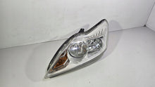 Laden Sie das Bild in den Galerie-Viewer, Frontscheinwerfer Ford Focus II 8M51-13W030-AD Links Scheinwerfer Headlight SCH9464708393oq