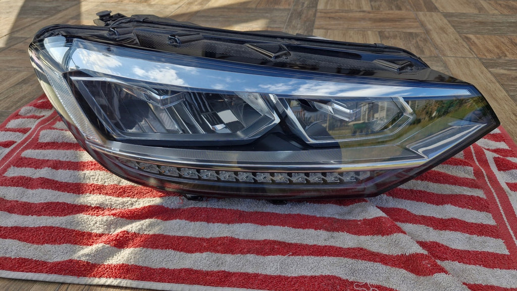 Frontscheinwerfer VW Touran 5TB941036B Rechts Scheinwerfer Headlight SCH5549520503gm