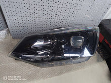 Load image into Gallery viewer, Frontscheinwerfer Skoda Fabia III 6V1941015B Links Scheinwerfer Headlight SCH7733170043xh