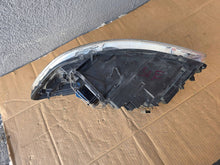 Laden Sie das Bild in den Galerie-Viewer, Frontscheinwerfer Volvo C30 31299819 Xenon Rechts Scheinwerfer Headlight SCH4268860133uy