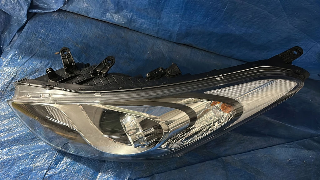 Frontscheinwerfer Hyundai I30 92101-A6060 Links Scheinwerfer Headlight