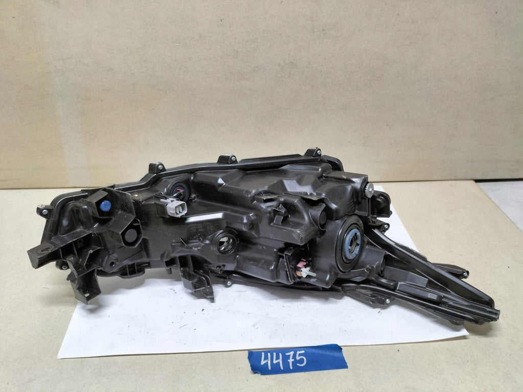 Frontscheinwerfer Toyota Corolla 81150-02T31-00 Links Scheinwerfer Headlight SCH4749441575xf