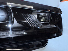 Laden Sie das Bild in den Galerie-Viewer, Frontscheinwerfer VW Touareg Cr7 761941081C 761941082C Full LED Ein Satz