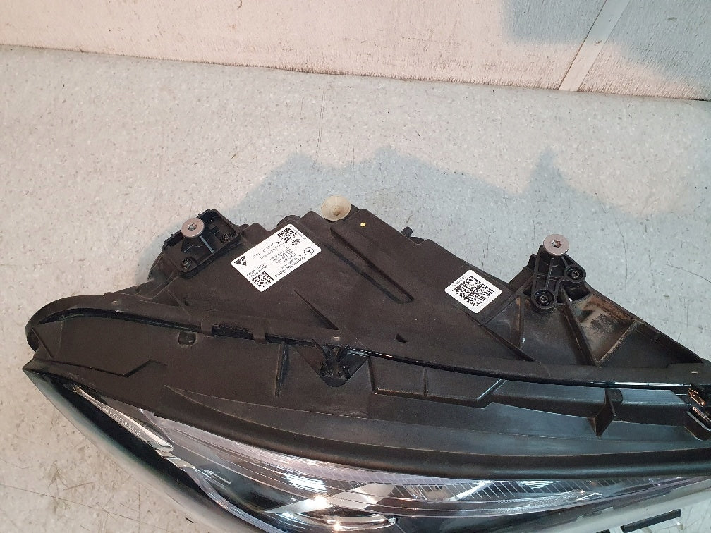 Frontscheinwerfer Mercedes-Benz Cla A1189068400 LED Rechts Headlight SCH8422385723xh